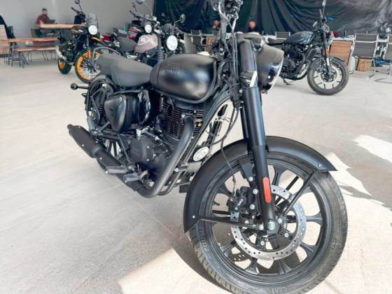 ROYAL ENFIELD CLASSIC 350 DARK ROYAL ENFIELD CLASSIC 350 DARK